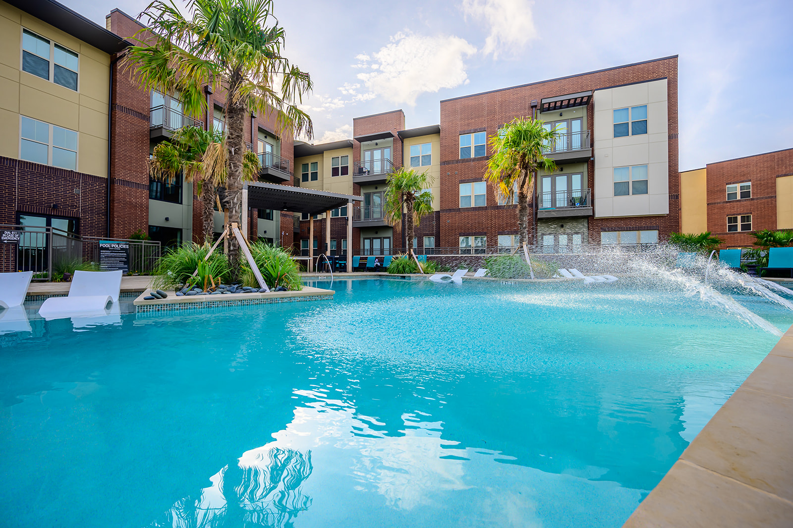 Pool with deck seating